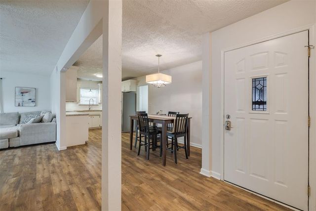 5624 NW 61st Street, Warr Acres, OK 73122