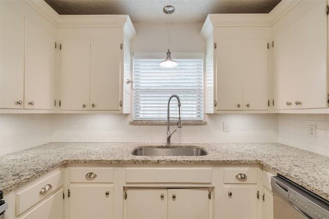 5624 NW 61st Street, Warr Acres, OK 73122