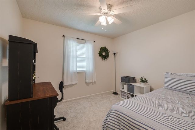 5624 NW 61st Street, Warr Acres, OK 73122