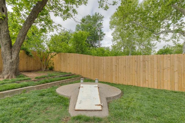5624 NW 61st Street, Warr Acres, OK 73122