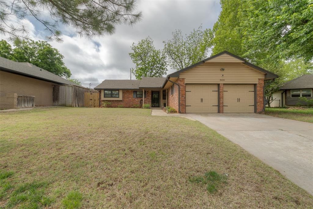 5624 NW 61st Street, Warr Acres, OK 73122