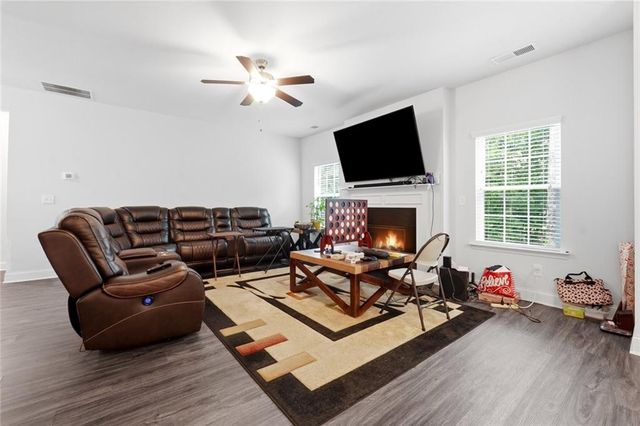 425 Wentworth Circle, Villa Rica, GA 30180