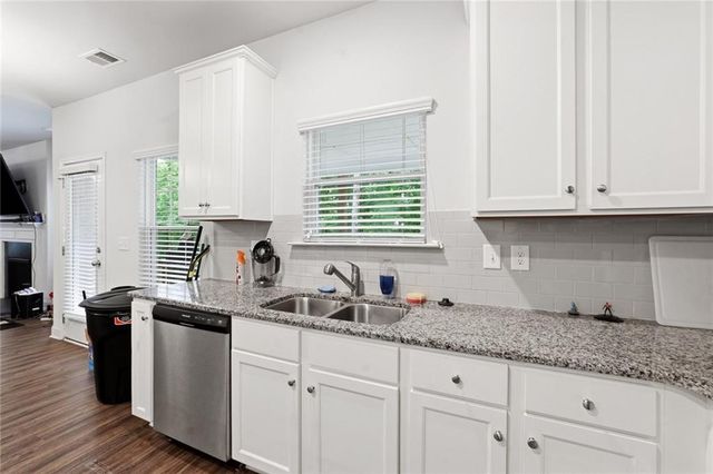 425 Wentworth Circle, Villa Rica, GA 30180