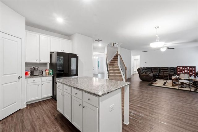 425 Wentworth Circle, Villa Rica, GA 30180