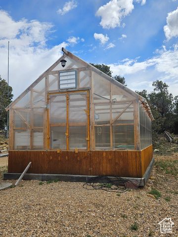 33383 W 8000 S, Duchesne, UT 84021