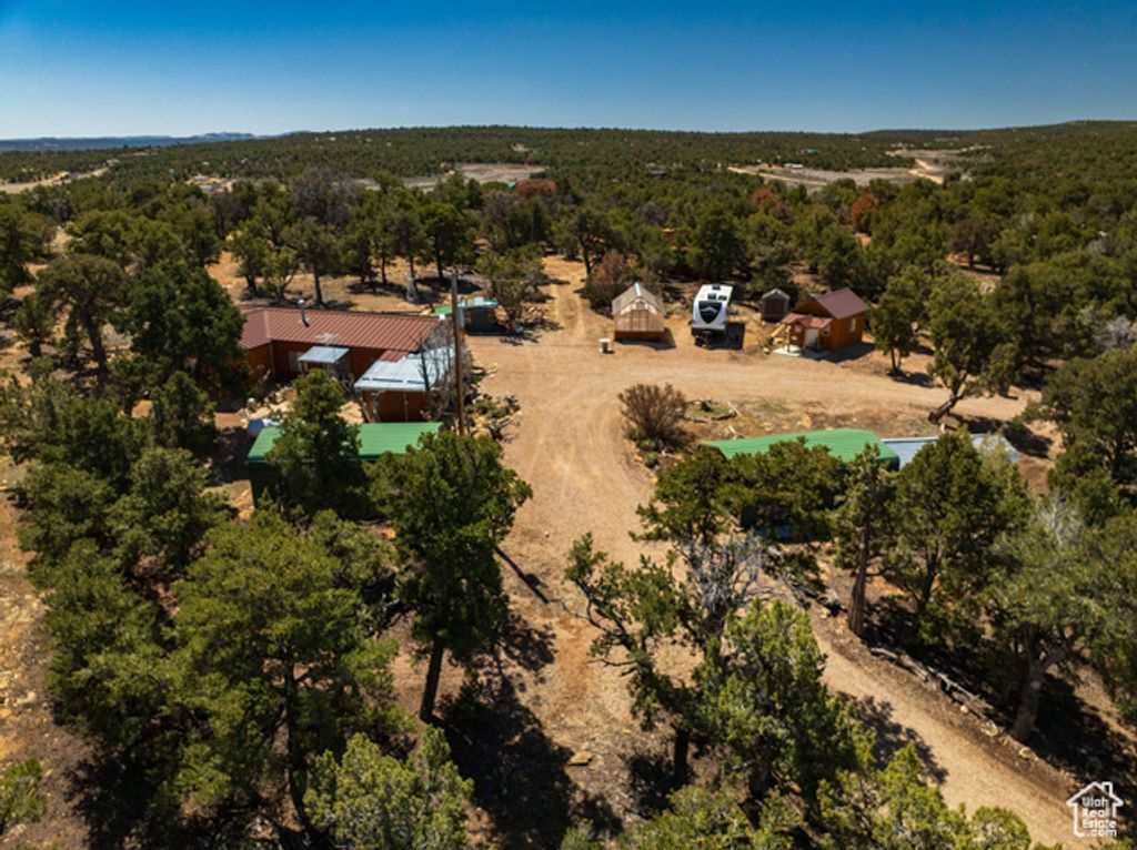 Image 1 of property listing at 33383 W 8000 S, Duchesne, UT 84021