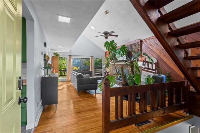 5198 Legendary Tarn, Acworth, GA 30102