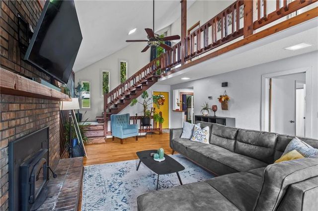 5198 Legendary Tarn, Acworth, GA 30102