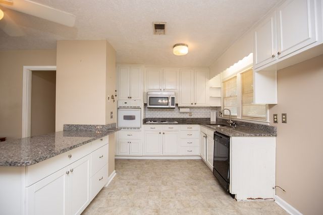 2014 Airport Thruway, Columbus, GA 31904