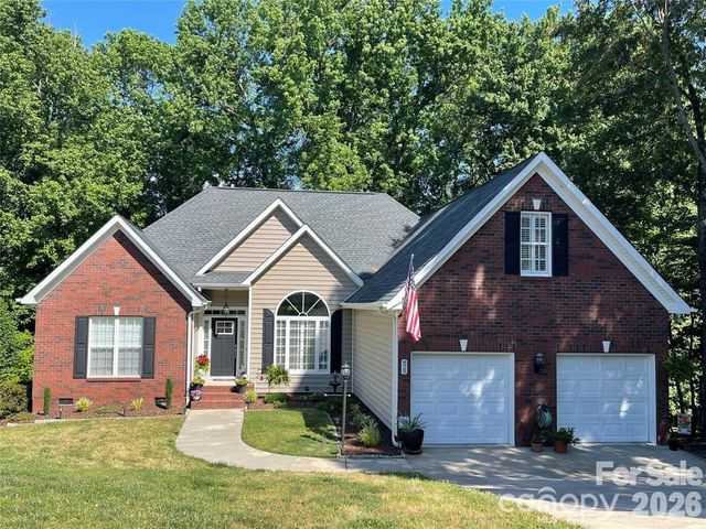 829 Savannah Place Drive, Fort Mill, SC 29715