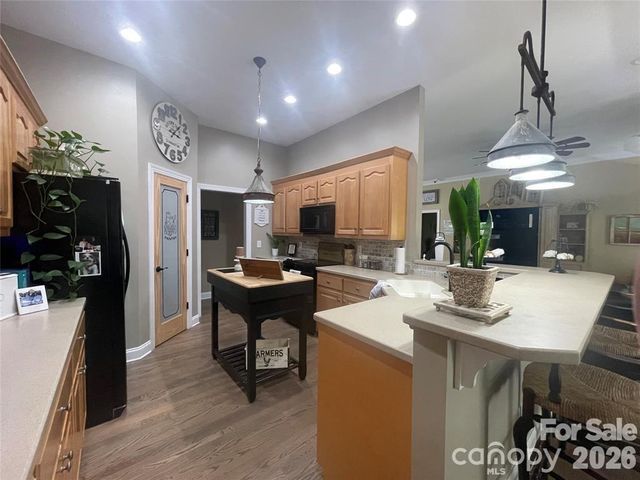 829 Savannah Place Drive, Fort Mill, SC 29715