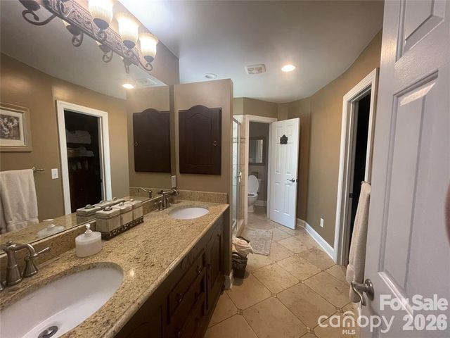 829 Savannah Place Drive, Fort Mill, SC 29715