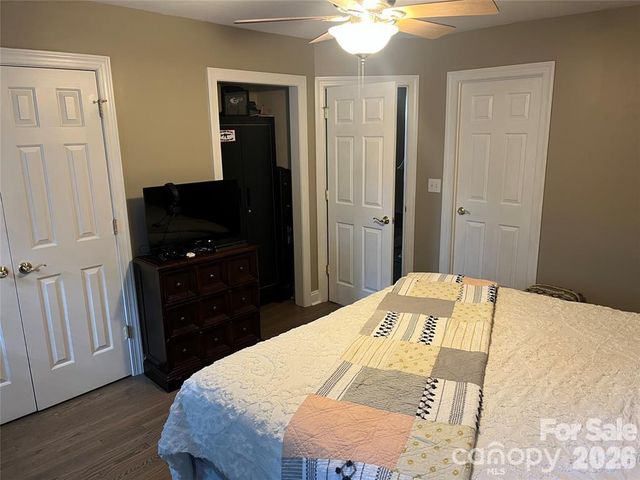 829 Savannah Place Drive, Fort Mill, SC 29715