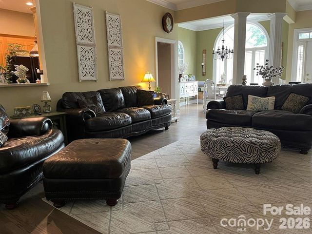 829 Savannah Place Drive, Fort Mill, SC 29715