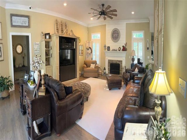 829 Savannah Place Drive, Fort Mill, SC 29715