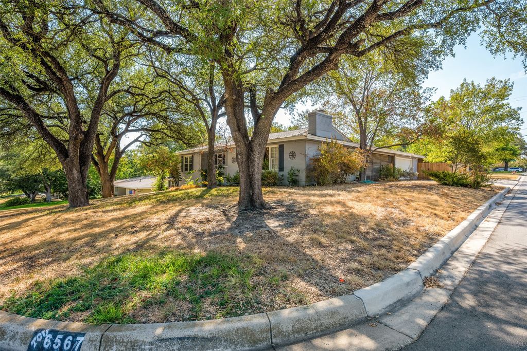 6567 Malvey Avenue, Fort Worth, TX 76116 — photo 2
