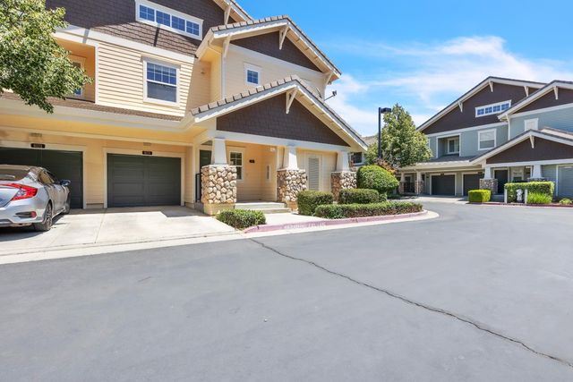 9575 Coney Island Cir, Elk Grove, CA 95758