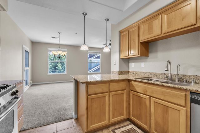 9575 Coney Island Cir, Elk Grove, CA 95758