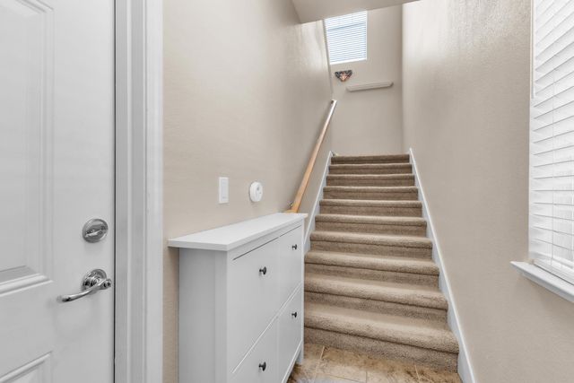 9575 Coney Island Cir, Elk Grove, CA 95758