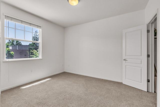 9575 Coney Island Cir, Elk Grove, CA 95758