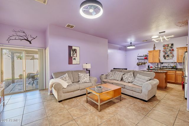 2725 E MINE CREEK Road 1203, Phoenix, AZ 85024