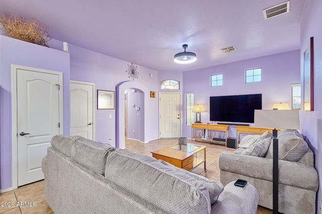 2725 E MINE CREEK Road 1203, Phoenix, AZ 85024