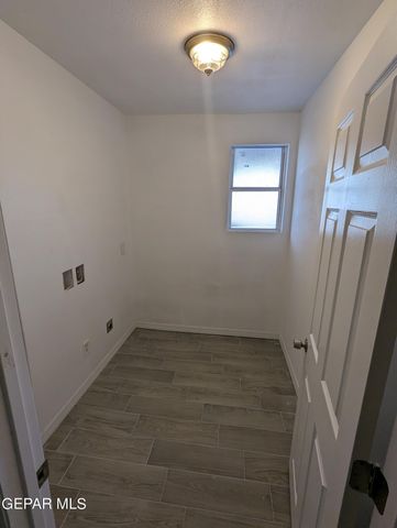 3449 Krag Street, El Paso, TX 79938