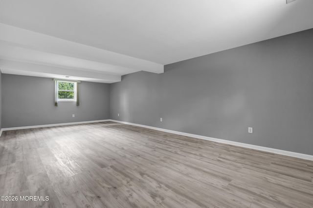 14 Dayton Avenue, Middlesex, NJ 08846