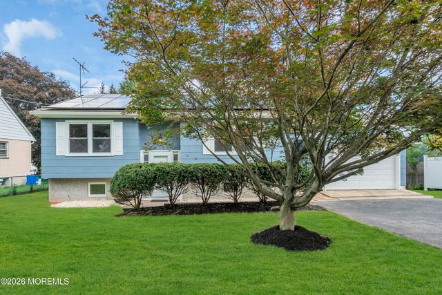 14 Dayton Avenue, Middlesex, NJ 08846