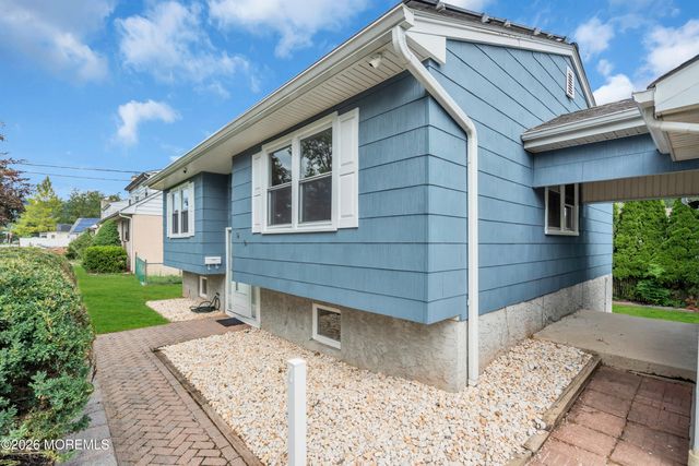14 Dayton Avenue, Middlesex, NJ 08846