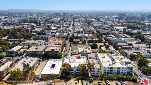 11535 Rochester Avenue 308, Los Angeles, CA 90025