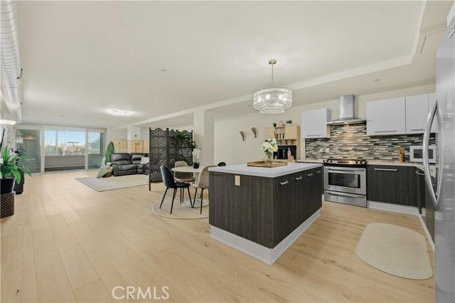 433 Pine 201, Long Beach, CA 90802