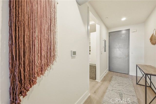 433 Pine 201, Long Beach, CA 90802