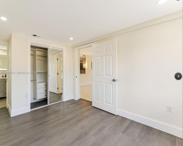 851 NW 146th St, Miami, FL 33168