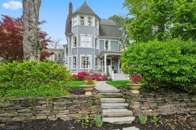 378 Park St, Montclair Twp., NJ 07043