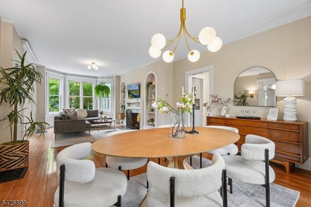 378 Park St, Montclair Twp., NJ 07043