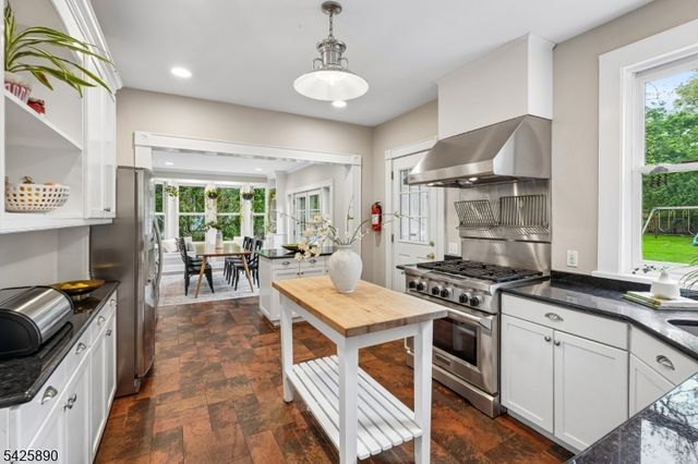 378 Park St, Montclair Twp., NJ 07043