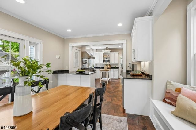 378 Park St, Montclair Twp., NJ 07043
