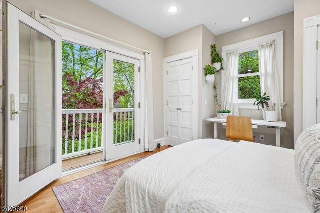 378 Park St, Montclair Twp., NJ 07043