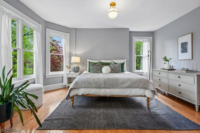 378 Park St, Montclair Twp., NJ 07043