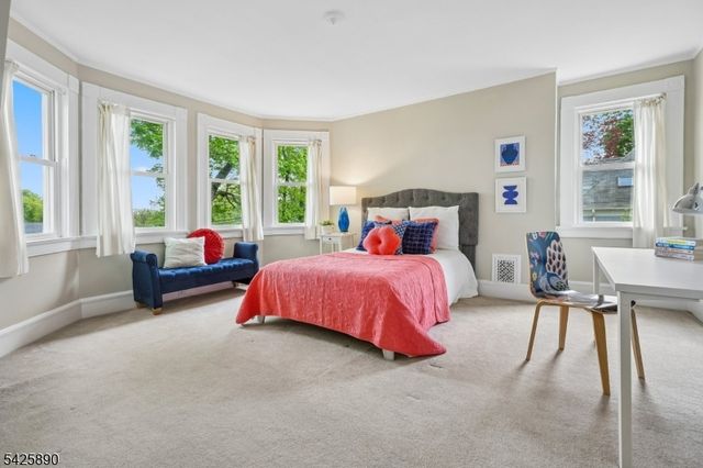 378 Park St, Montclair Twp., NJ 07043
