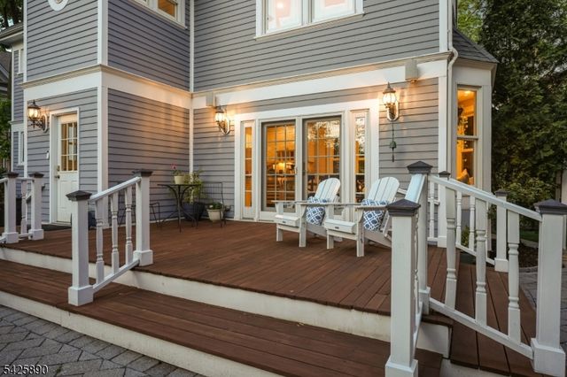 378 Park St, Montclair Twp., NJ 07043