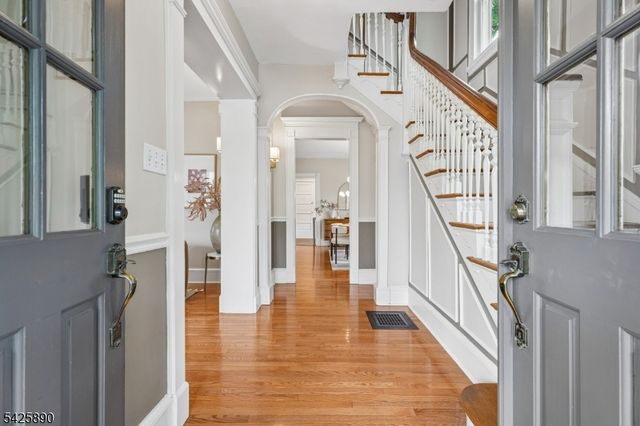 378 Park St, Montclair Twp., NJ 07043