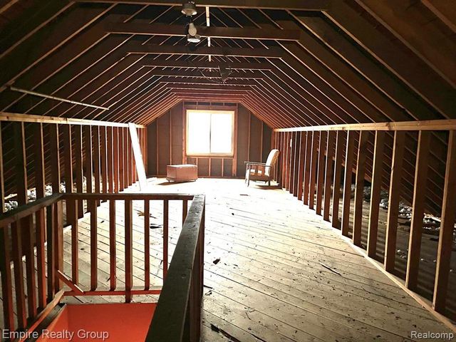 1031 N Vernon Street, Dearborn, MI 48128