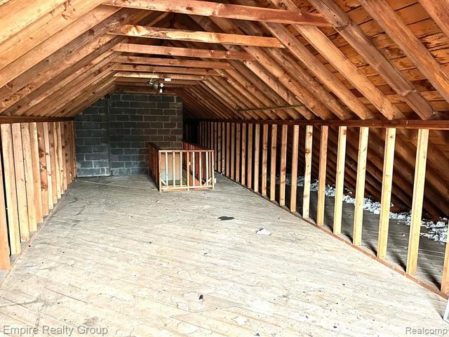 1031 N Vernon Street, Dearborn, MI 48128