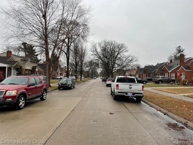1031 N Vernon Street, Dearborn, MI 48128