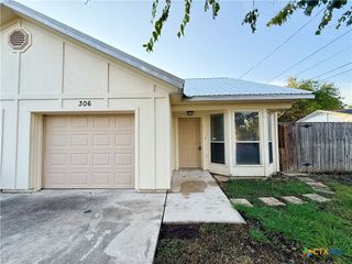 306 Oelkers Drive, New Braunfels, TX 78130