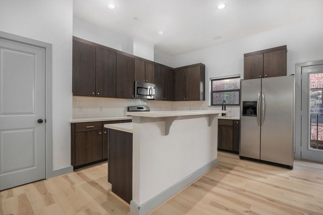 2422 Navigation Boulevard G, Houston, TX 77003