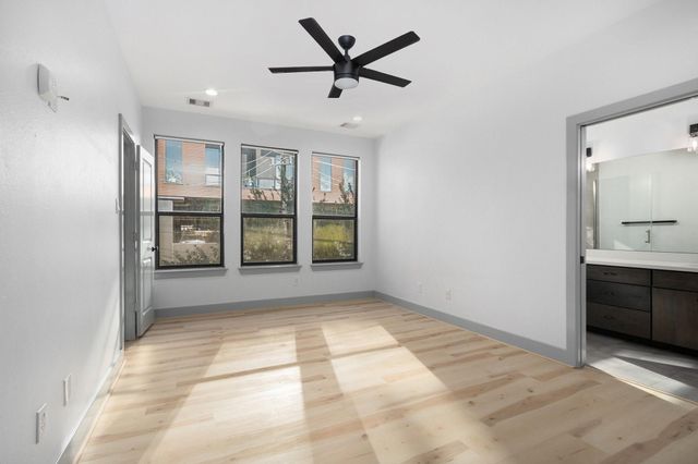 2422 Navigation Boulevard G, Houston, TX 77003