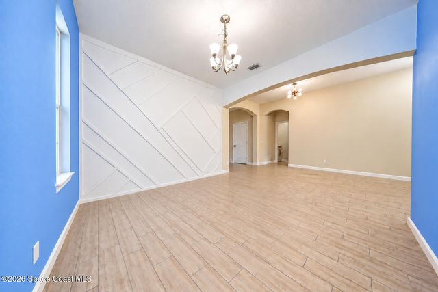 1034 Chelan Falls Drive, Deland, FL 32724